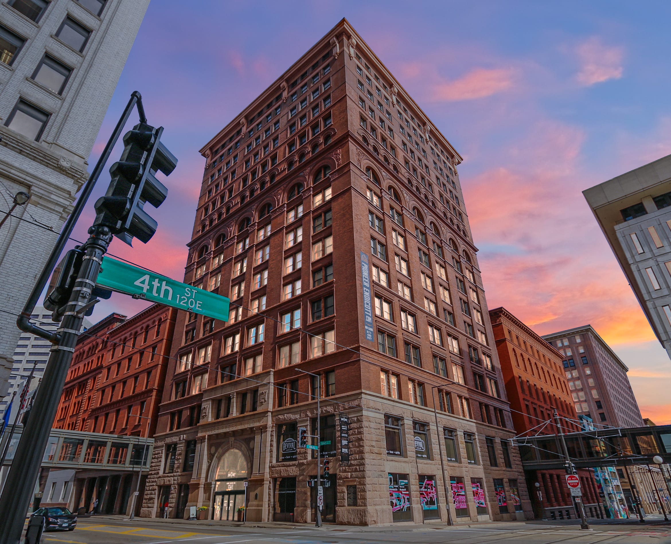 Pioneer Endicott | Apartments In Lowertown St. Paul, MN